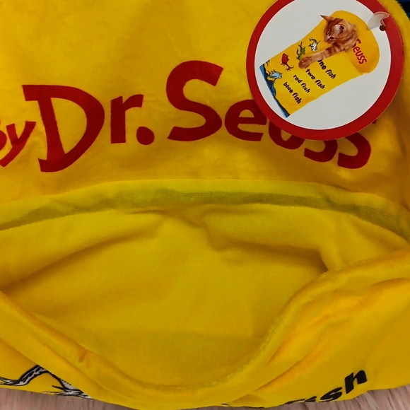 Brand New DR. SEUSS "ONE FISH, TWO FISH, RED FISH, BLUE FISH" CAT SACK TOY - Picture 6 of 7